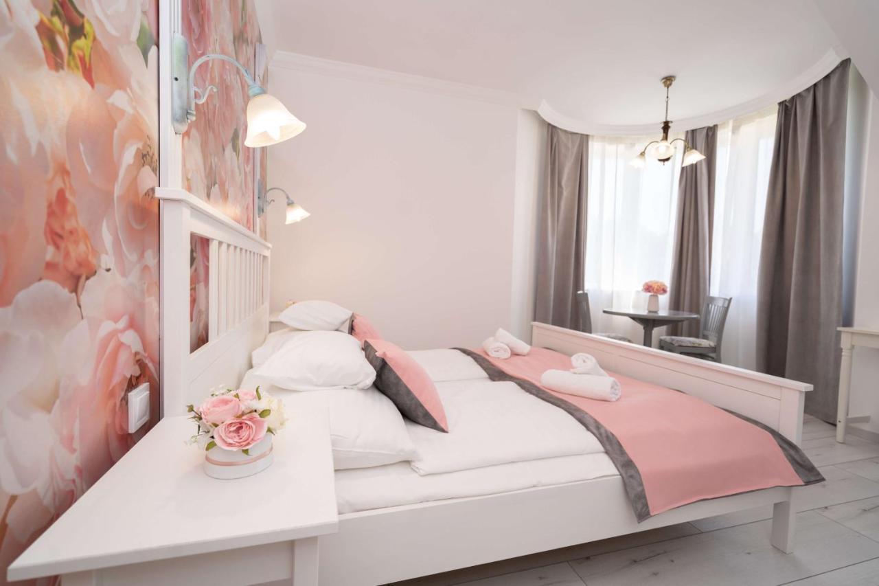 Villa Rose Garden Nyíregyháza Exteriér fotografie